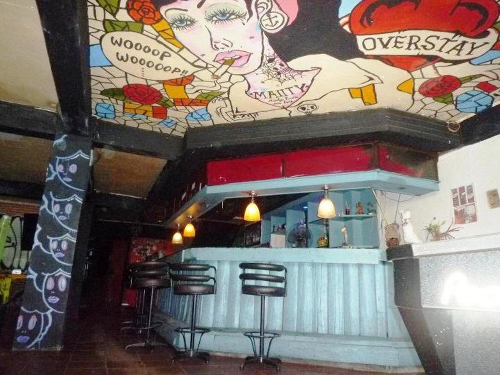 The Overstay Bangkok Exterior photo