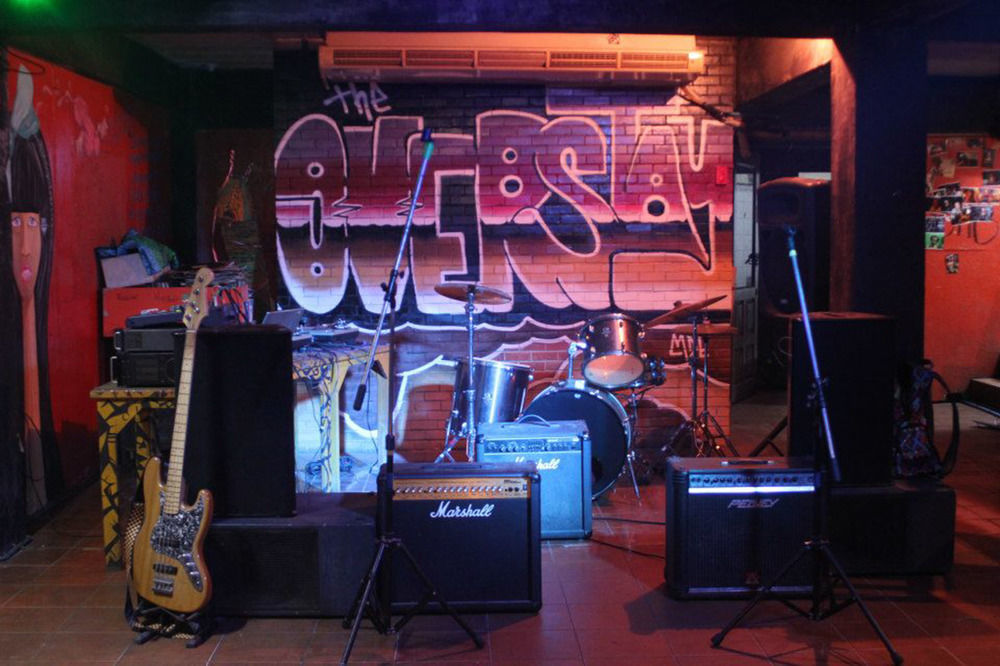 The Overstay Bangkok Exterior photo