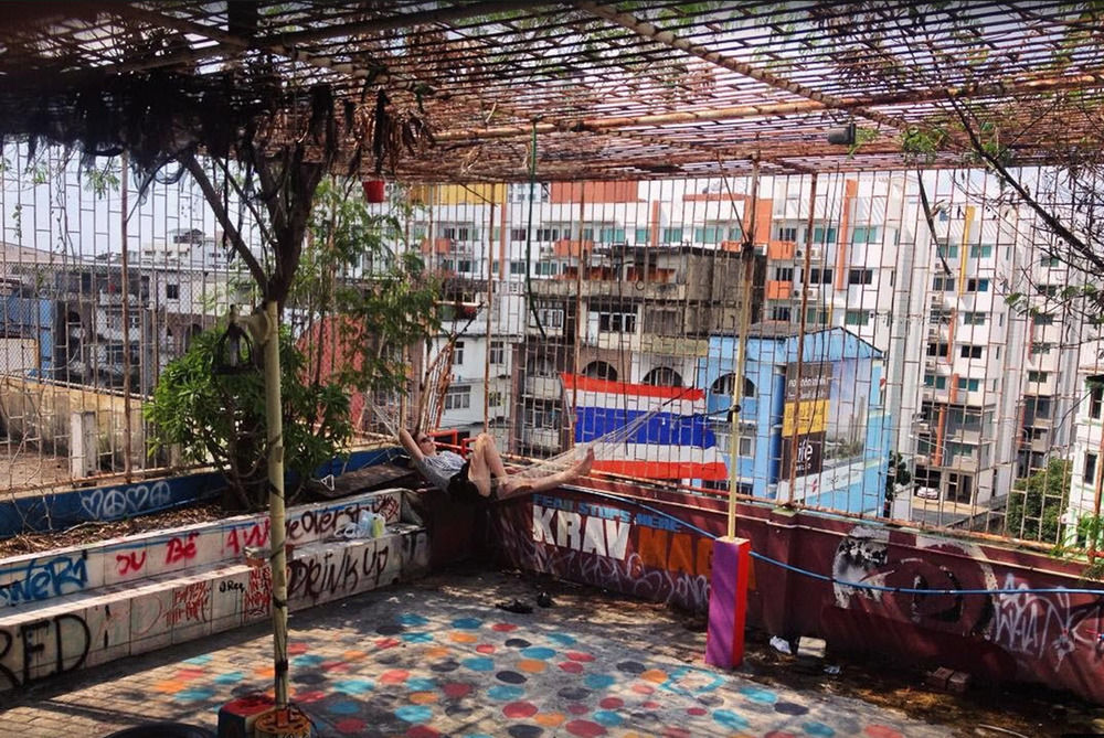 The Overstay Bangkok Exterior photo
